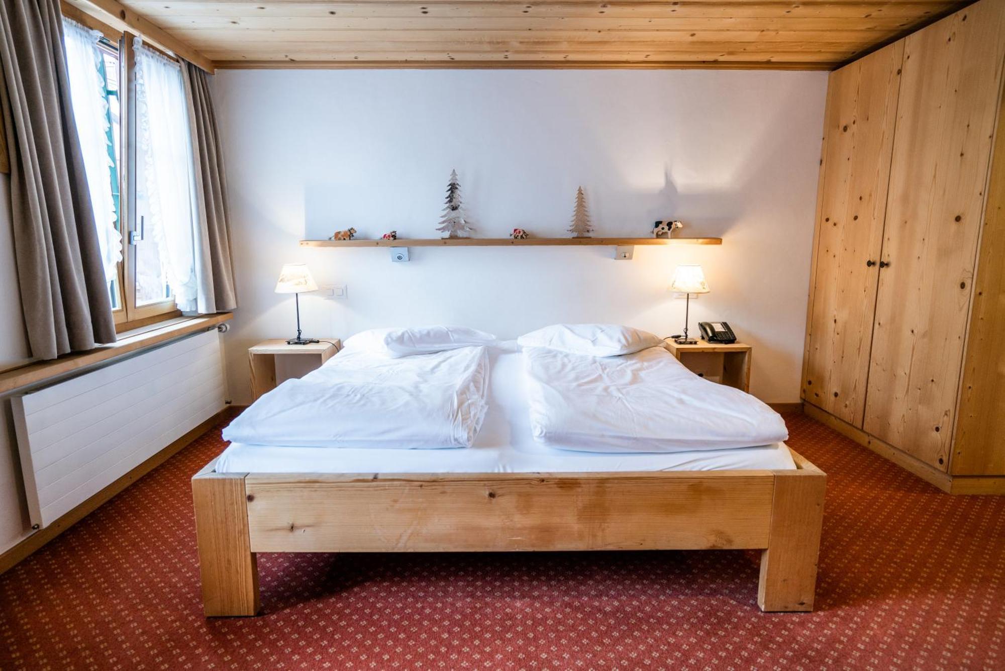 Posthotel Roessli Gstaad Exterior photo